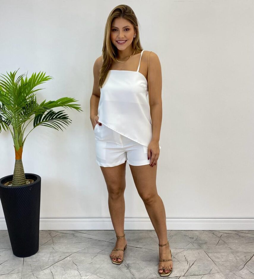 Conjunto Feminino Regata Assimétrica sem Bojo e Short Branco - Fernanda Ramos Store
