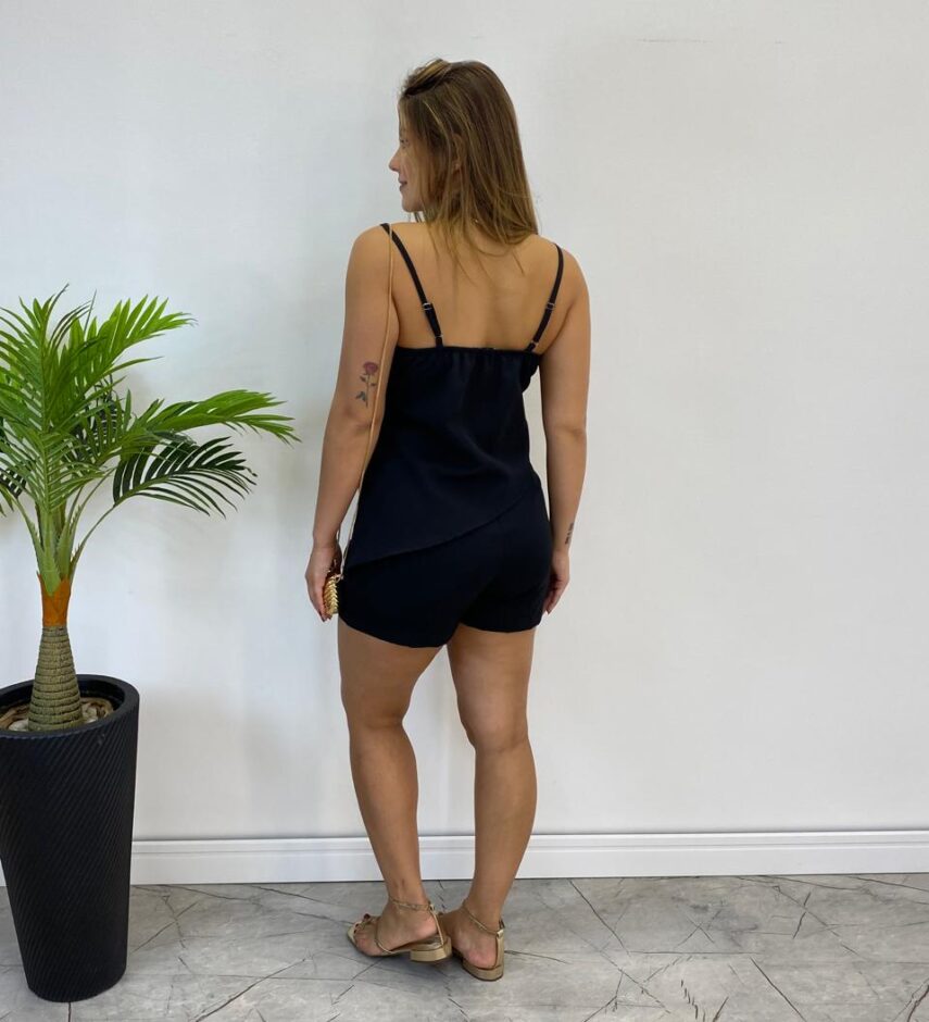 Conjunto Feminino Regata Assimétrica sem Bojo e Short Preto - Fernanda Ramos Store