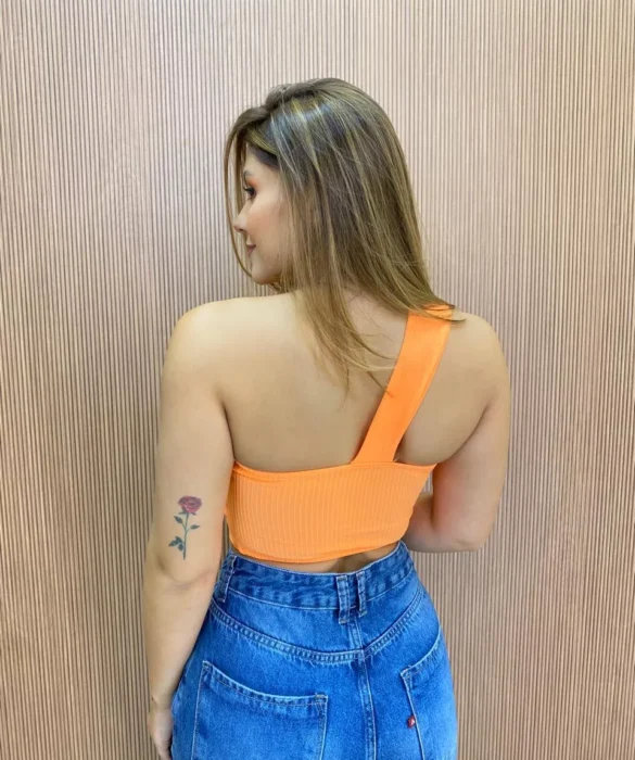 Cropped Feminino Canelado com Bojo e Abertura Nula Manga Laranja - Fernanda Ramos Store