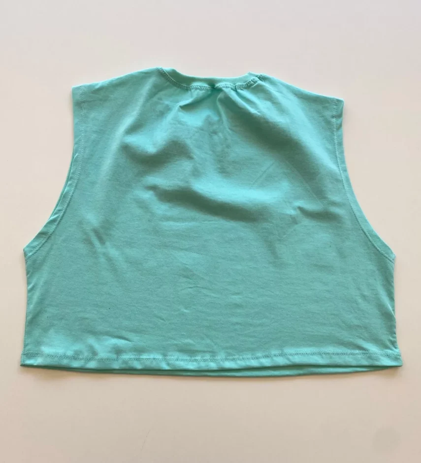 Cropped Regata sem Bojo Verde Água Estampado com Araras - Fernanda Ramos Store