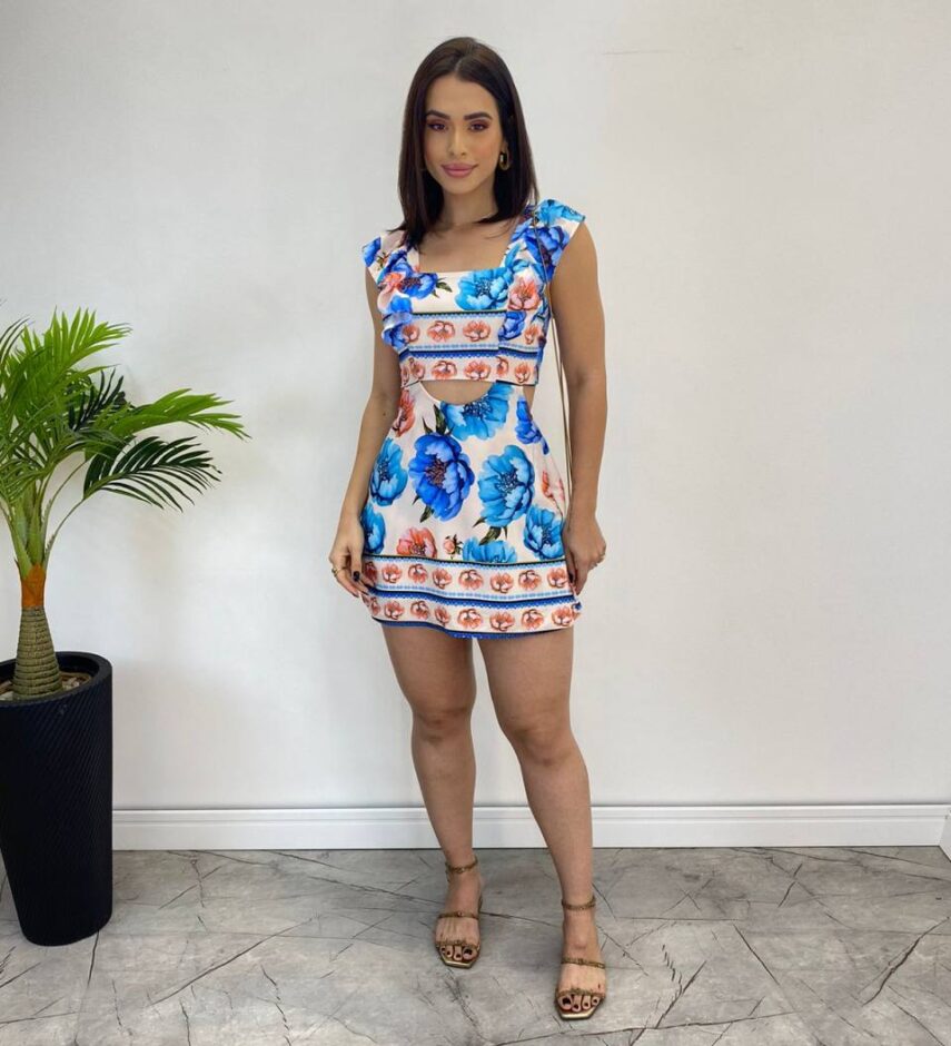 Macaquinho Feminino com Bojo e Amarração Atrás Estampa Floral - Fernanda Ramos Store