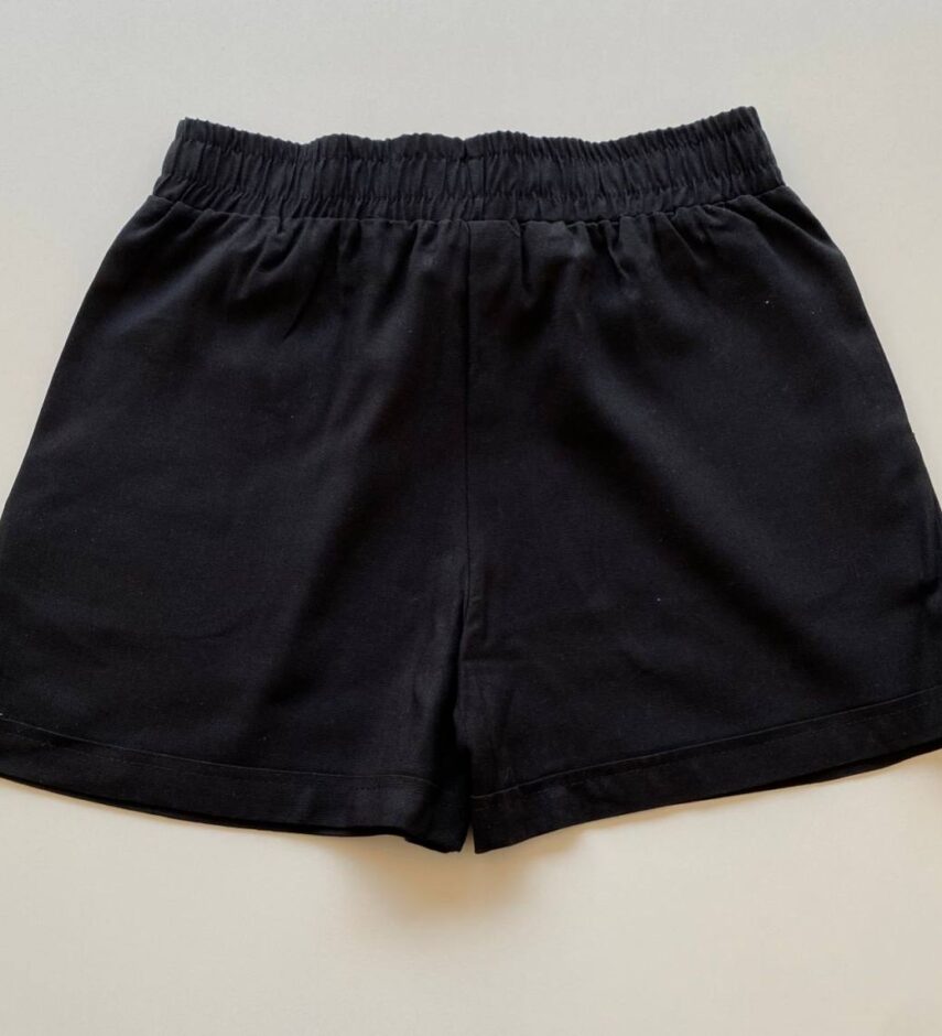 Short Feminino Viscolinho com Bolsos e Amarração Preto - Fernanda Ramos Store