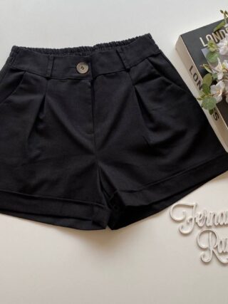 Short Feminino Viscolinho com Bolsos e Botão Preto - Fernanda Ramos Store