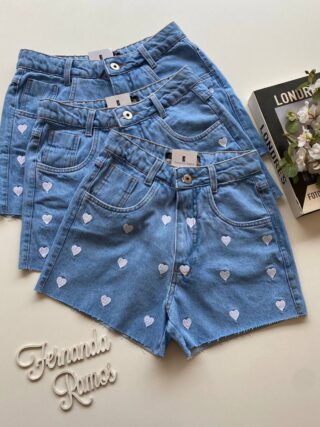 Short Jeans Feminino com Detalhe Bordado de Coração - Fernanda Ramos Store