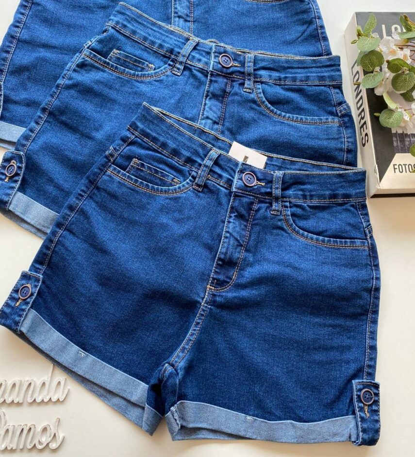 Short Jeans Feminino Liz Barra Dobrada com Detalhe de Botão - Fernanda Ramos Store