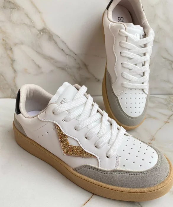 Tênis Feminino Branco com Detalhe em Glitter Dourado - Fernanda Ramos Store