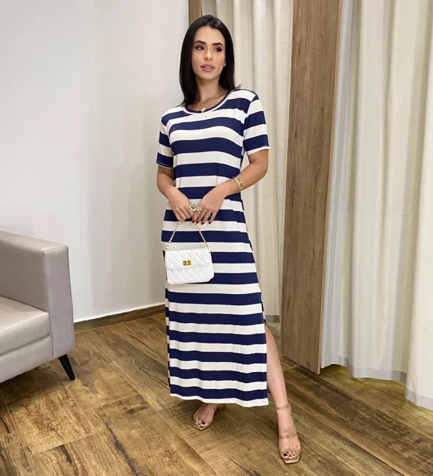 Vestido Longo Manga Curta sem Bojo de Malha Listrado Azul Marinho - Fernanda Ramos Store