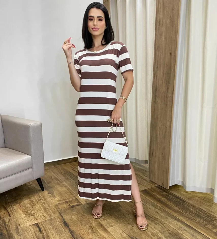 Vestido Longo Manga Curta sem Bojo de Malha Listrado Marrom - Fernanda Ramos Store