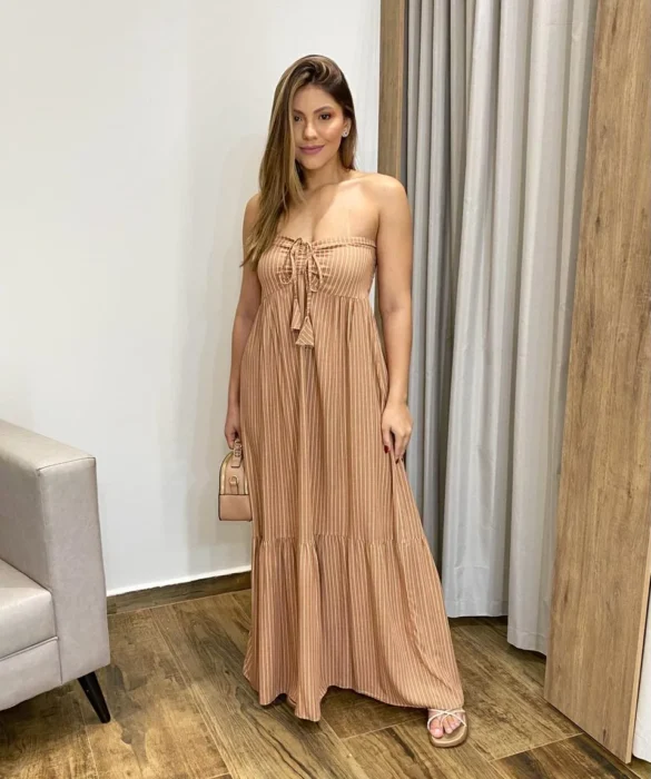 Vestido Longo sem Bojo com Amarração no Pescoço Bege Listrado - Fernanda Ramos Store