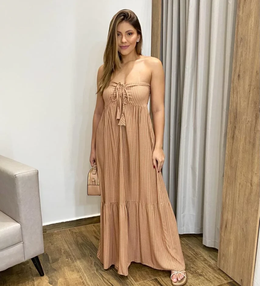 Vestido Longo sem Bojo com Amarração no Pescoço Bege Listrado - Fernanda Ramos Store