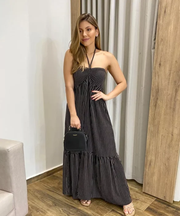 Vestido Longo sem Bojo com Amarração no Pescoço Preto Listrado - Fernanda Ramos Store