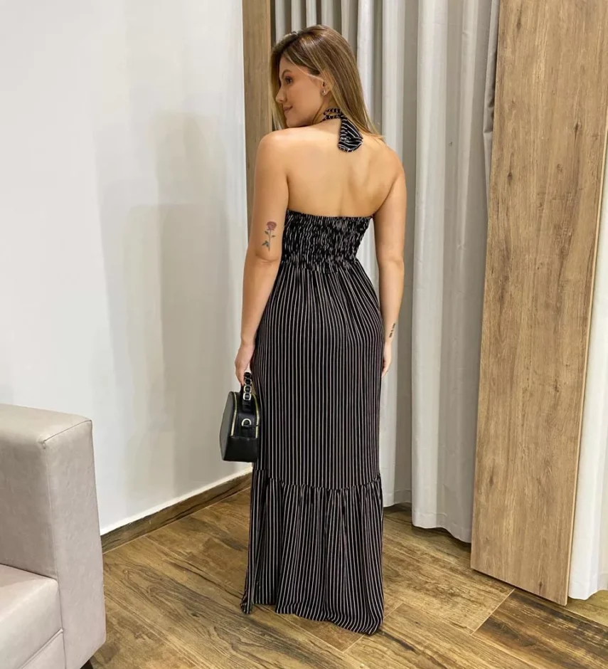 Vestido Longo sem Bojo com Amarração no Pescoço Preto Listrado - Fernanda Ramos Store