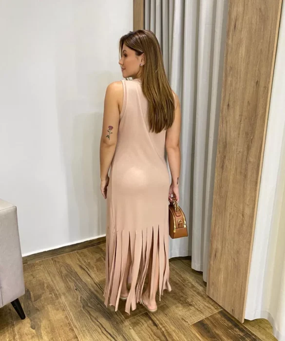 Vestido Longo sem Bojo de Malha Bege com Franjas - Fernanda Ramos Store