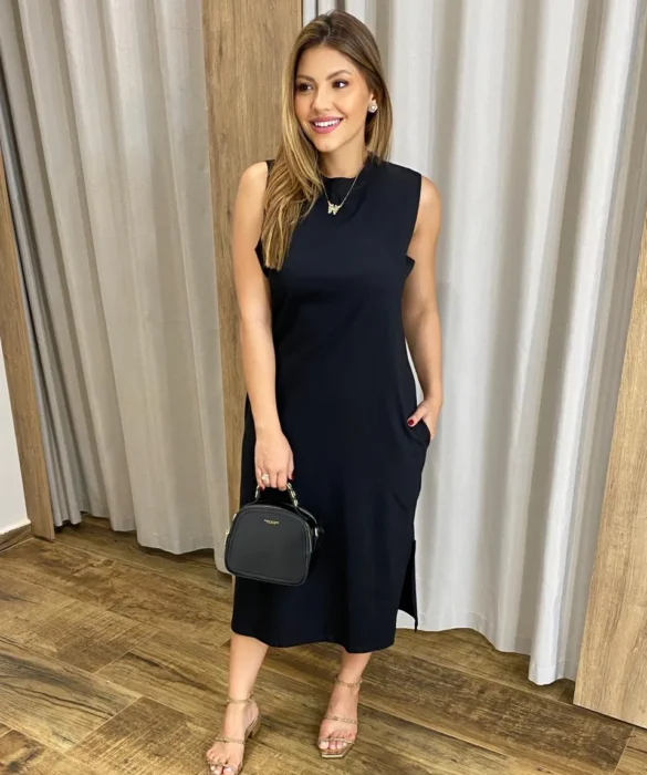 Vestido Longo sem Bojo de Malha com Bolsos Preto - Fernanda Ramos Store