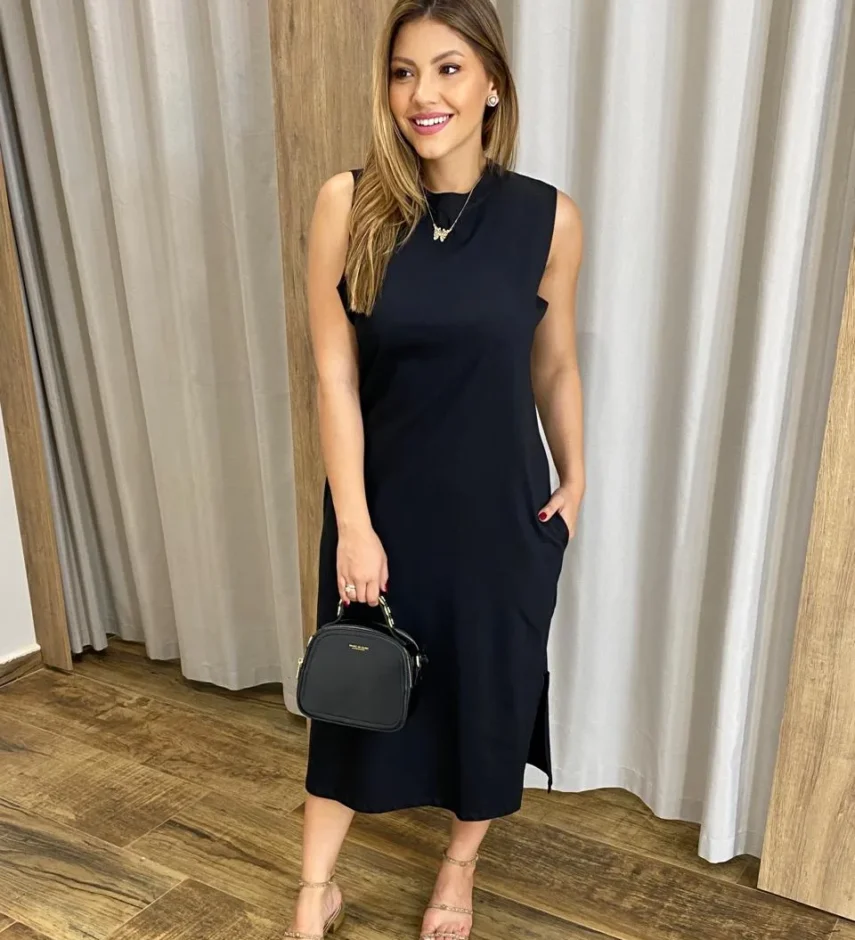 Vestido Longo sem Bojo de Malha com Bolsos Preto - Fernanda Ramos Store
