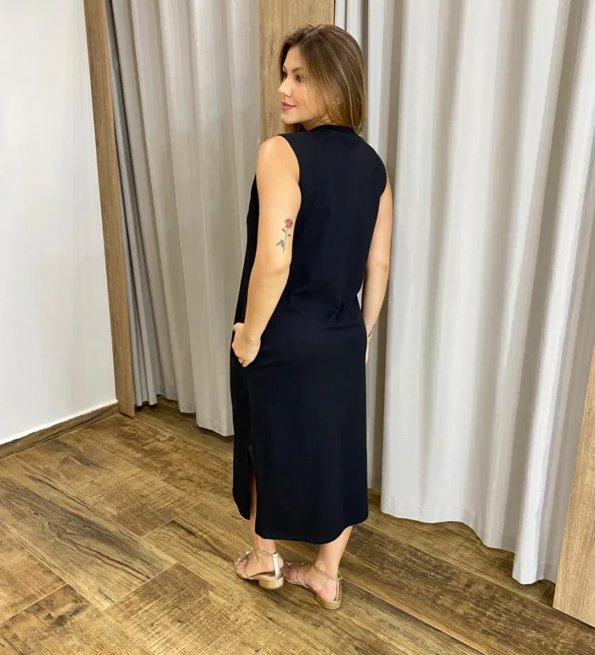 Vestido Longo sem Bojo de Malha com Bolsos Preto - Fernanda Ramos Store