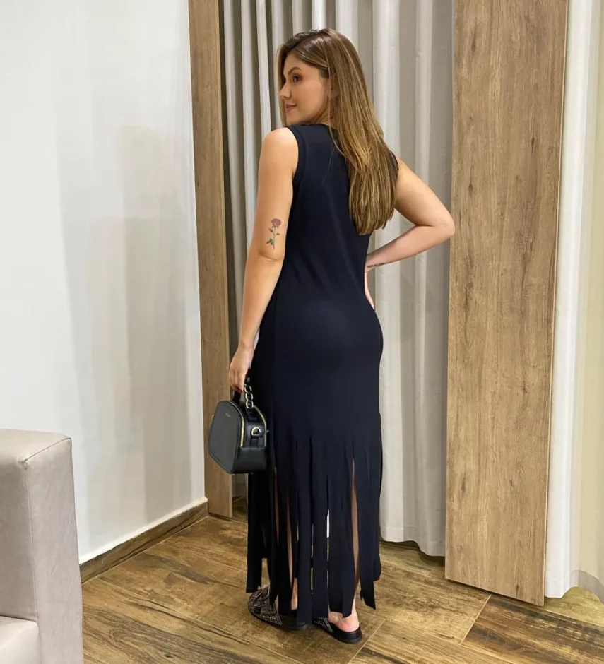 Vestido Longo sem Bojo de Malha Preto com Franjas - Fernanda Ramos Store