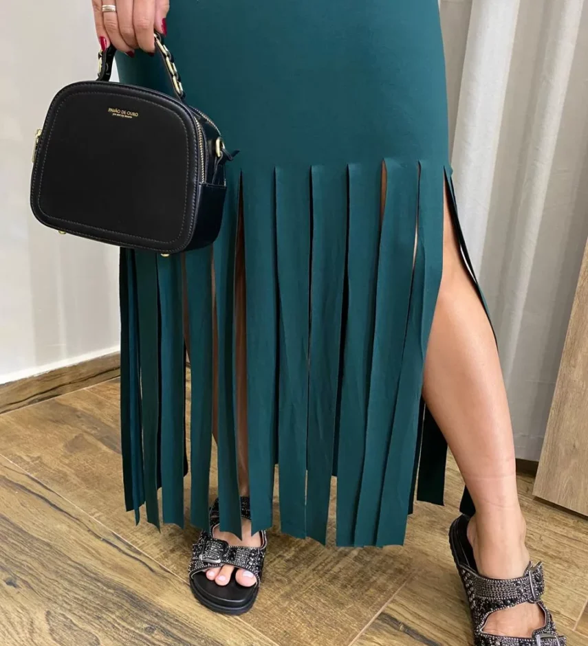 Vestido Longo sem Bojo de Malha Verde com Franjas - Fernanda Ramos Store