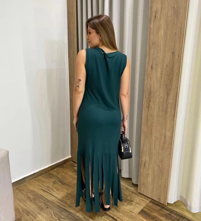Vestido Longo sem Bojo de Malha Verde com Franjas - Fernanda Ramos Store