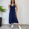 Vestido Midi Bia com Bojo e Fenda Poá Azul Marinho - Fernanda Ramos Store