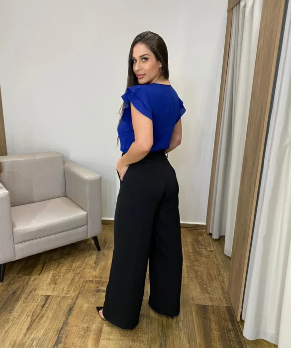 Blusa Feminina Crepe com Babado nas Mangas Azul - Fernanda Ramos Store