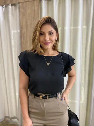 Blusa Feminina Crepe com Babado nas Mangas Preto - Fernanda Ramos Store