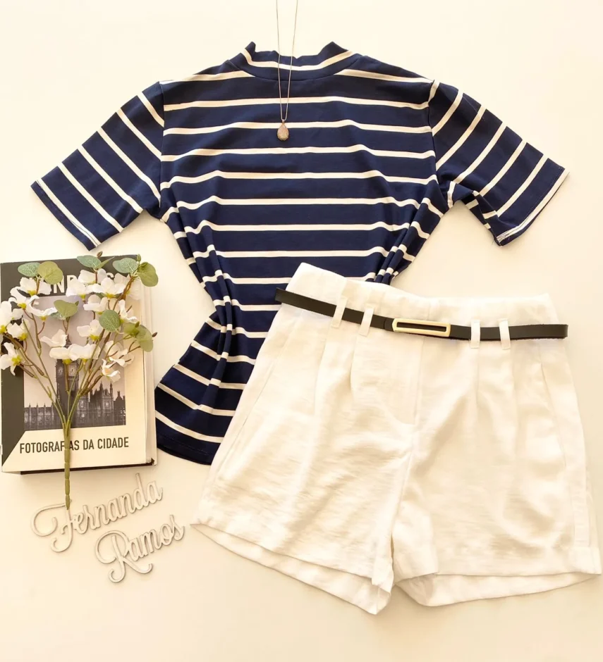 Blusa Manga Curta Feminina Gola Alta Azul Marinho Listrada de Branco - Fernanda Ramos Store