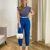 Calça Cenoura Alfaiataria Feminina com 2 Botões Azul - Fernanda Ramos Store