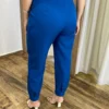 Calça Cenoura Alfaiataria Feminina com 2 Botões Azul - Fernanda Ramos Store