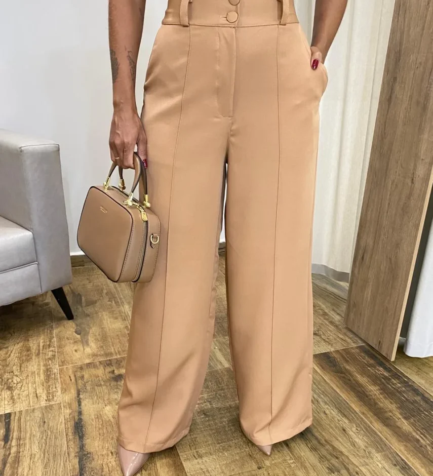 Calça Feminina Alfaiataria Pantalona com 2 Botões Bege - Fernanda Ramos Store