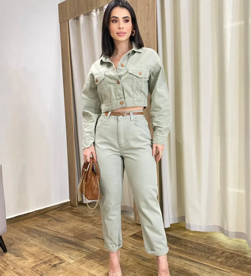 Calça Feminina Mom Sarja com Cinto Verde Menta - Fernanda Ramos Store