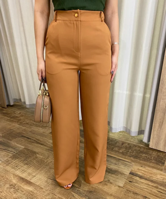Calça Feminina Pantalona Maya Alfaiataria Caramelo - Fernanda Ramos Store