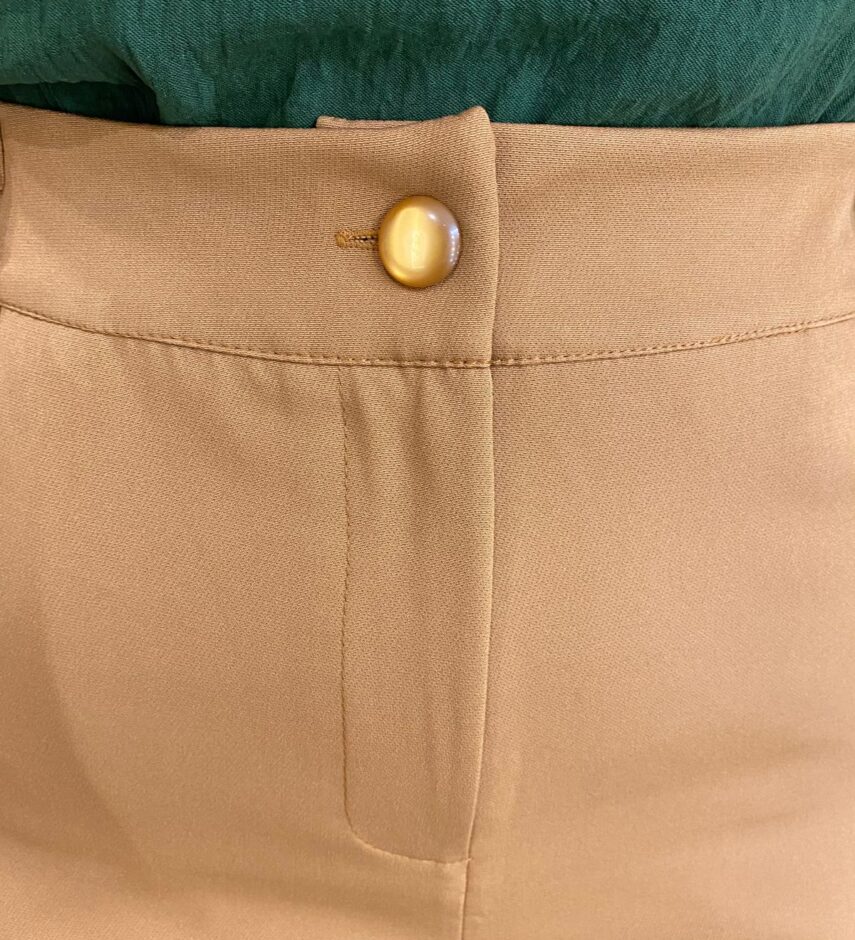 Calça Feminina Pantalona Maya Alfaiataria Caramelo - Fernanda Ramos Store