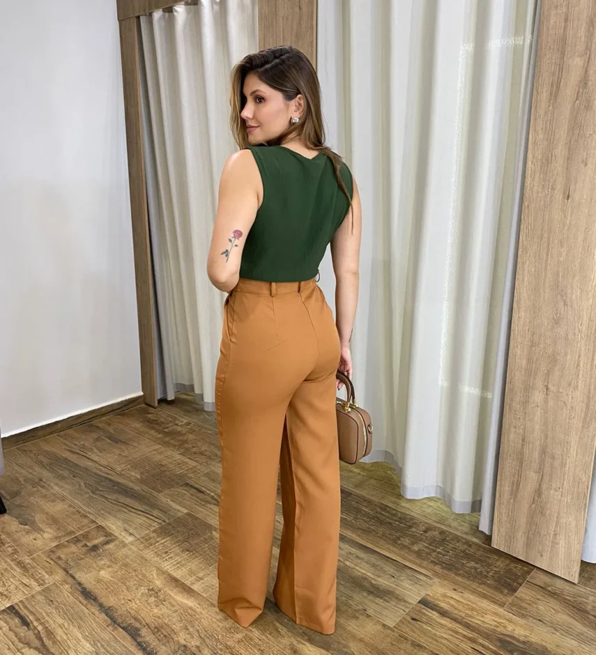 Calça Feminina Pantalona Maya Alfaiataria Caramelo - Fernanda Ramos Store