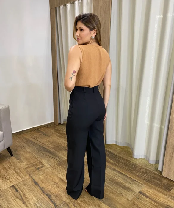 Calça Feminina Pantalona Maya Alfaiataria Preta - Fernanda Ramos Store