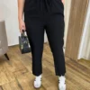 Calça Feminina Viscose com Bolsos e Elástico na Cintura Preta - Fernanda Ramos Store