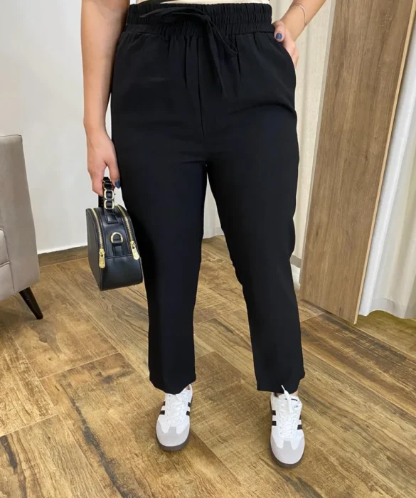 Calça Feminina Viscose com Bolsos e Elástico na Cintura Preta - Fernanda Ramos Store