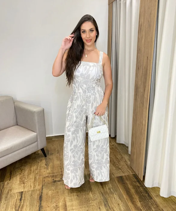 Conjunto Feminino Cropped com Bojo e Calça Pantalona Estampa Floral - Fernanda Ramos Store