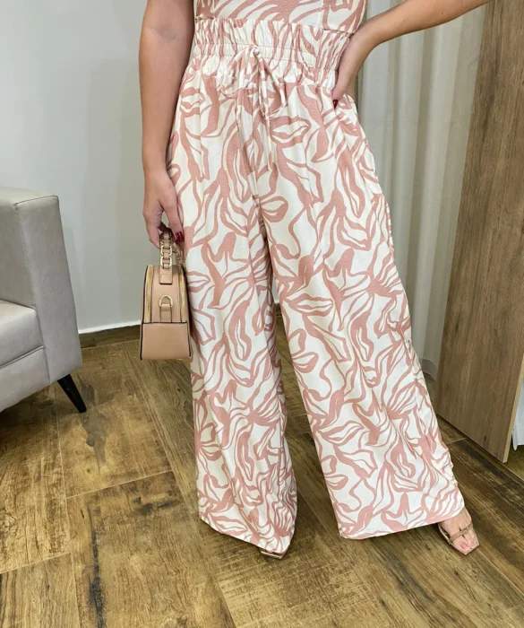 Conjunto Feminino Cropped com Bojo e Calça Pantalona Estampado Bege - Fernanda Ramos Store