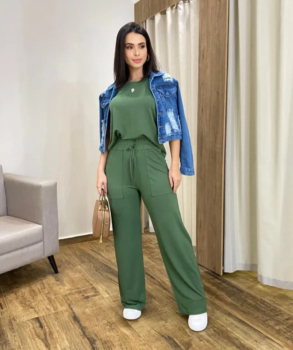 Conjunto Feminino Moletinho Ana Calça Pantalona e Cropped Verde - Fernanda Ramos Store