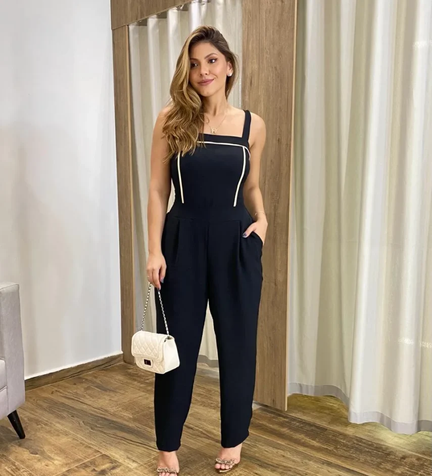 Macacão Feminino Longo com Bojo e Bolsos Preto - Fernanda Ramos Store