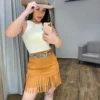 Saia Curta Feminina Bia Suede com Franjas Caramelo - Fernanda Ramos Store