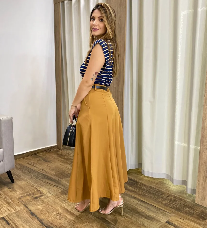 Saia Longa Feminina Alfaiataria Mostarda com Cinto - Fernanda Ramos Store