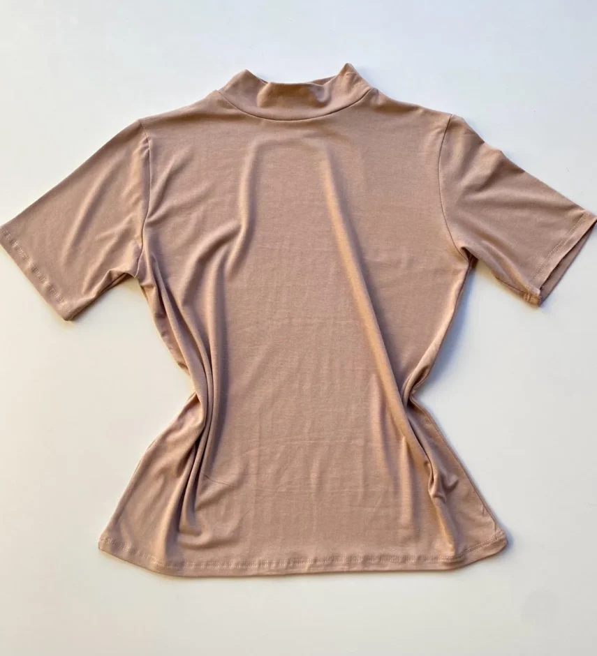 T-shirt Feminina Érica Gola Alta Bege - Fernanda Ramos Store