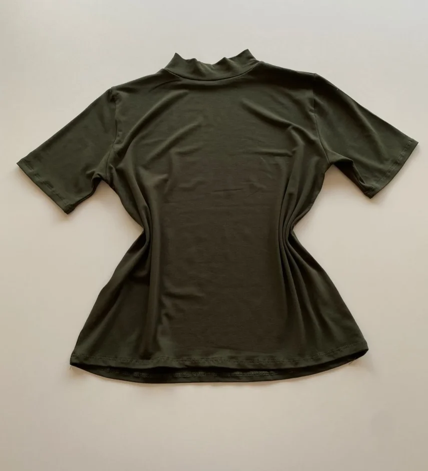 T-shirt Feminina Érica Gola Alta Verde Militar - Fernanda Ramos Store