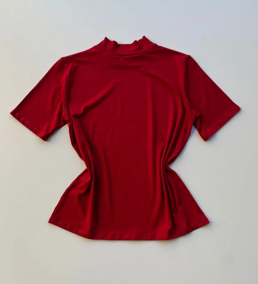 T-shirt Feminina Érica Gola Alta Vinho - Fernanda Ramos Store