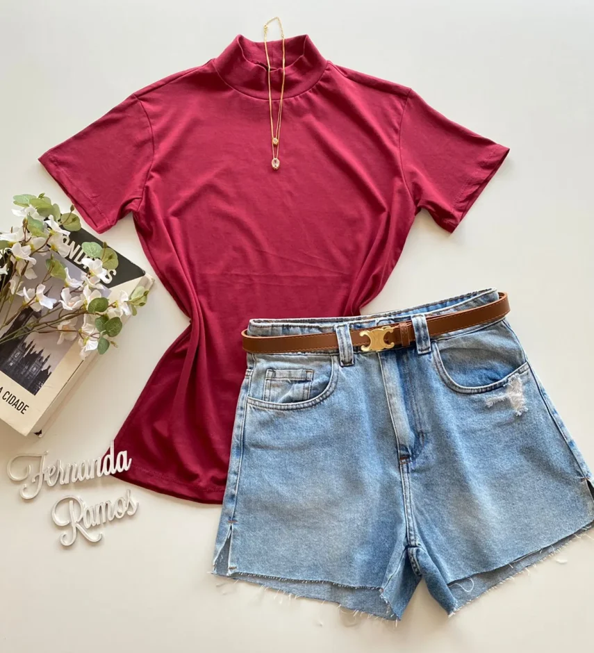 T-shirt Feminina Mariana Gola Alta Vinho - Fernanda Ramos Store