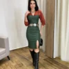 Vestido Curto com Bojo e Fenda Couro Eco Verde Militar - Fernanda Ramos Store