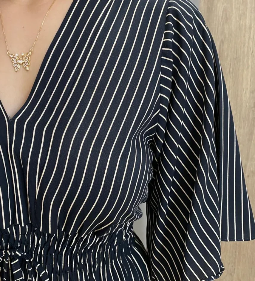Vestido Julia Midi sem Bojo com Amarração Manga Curta Listrado Preto - Fernanda Ramos Store