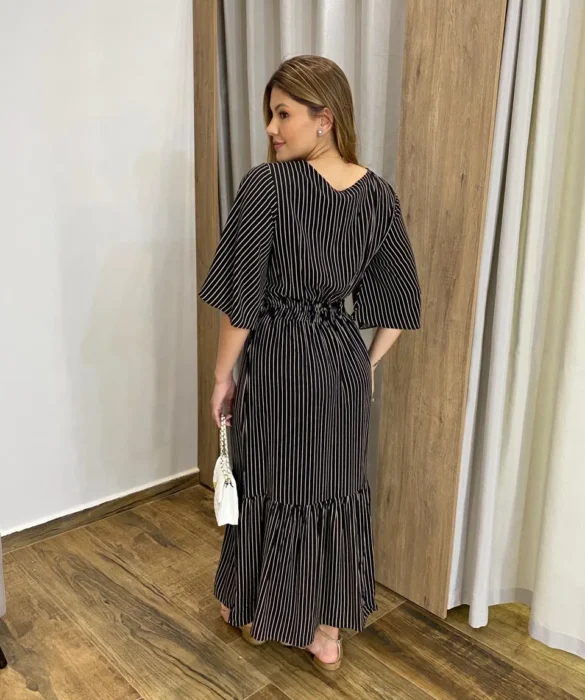 Vestido Julia Midi sem Bojo com Amarração Manga Curta Listrado Preto - Fernanda Ramos Store